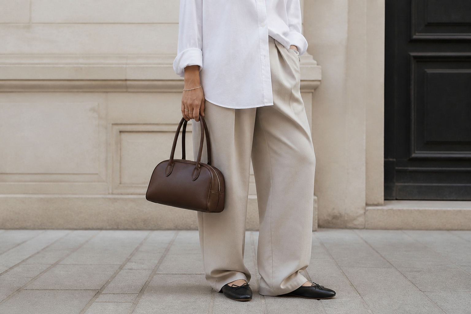 Bowling bag to nowa ulubiona torebka gwiazd. Jak nosić ją taniej w street style’u? - grafika 2